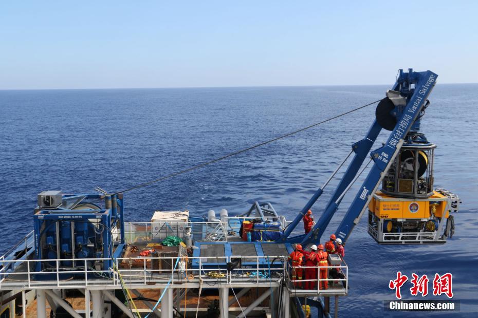 中国3000米级水下机器人在南海完成海试